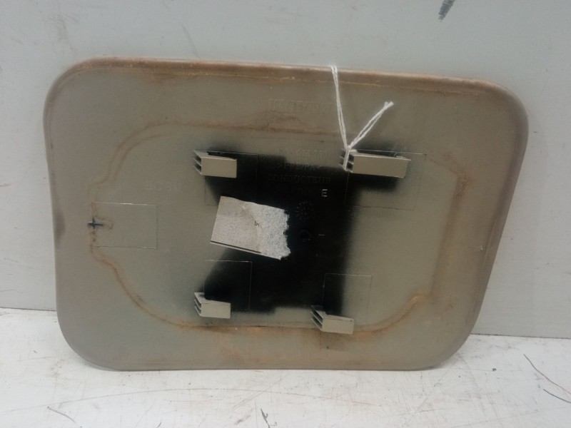 Recambio de tapa exterior combustible para renault megane ii (bm0/1_, cm0/1_) 1.4 16v (bm0b, cm0b) referencia OEM IAM   