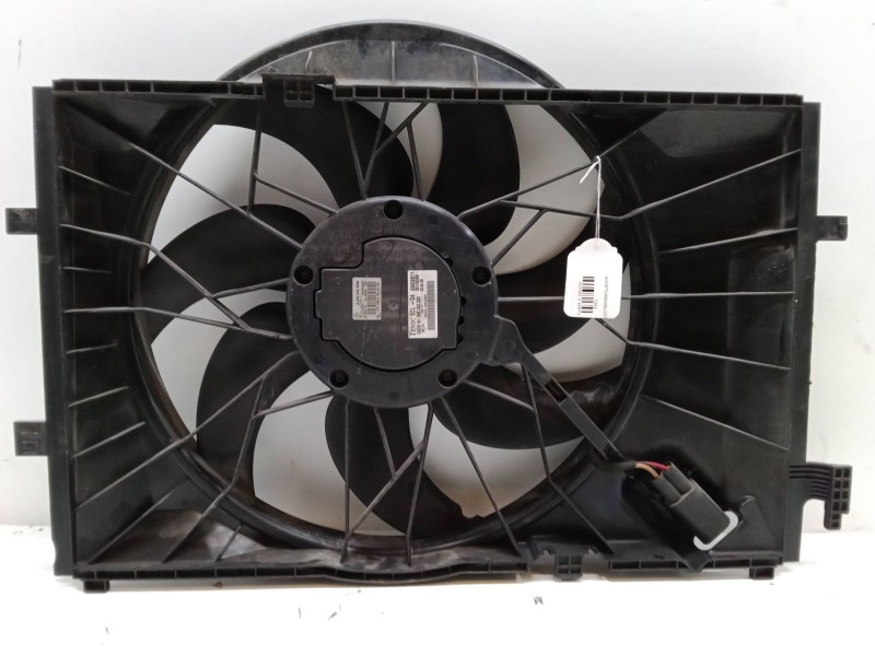 Recambio de electroventilador para mercedes-benz clase c (w203) c 220 cdi (203.008) referencia OEM IAM   