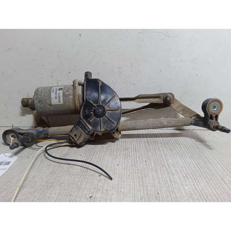 Recambio de motor limpia delantero para opel corsa d (s07) 1.2 (l08, l68) referencia OEM IAM 13182340  