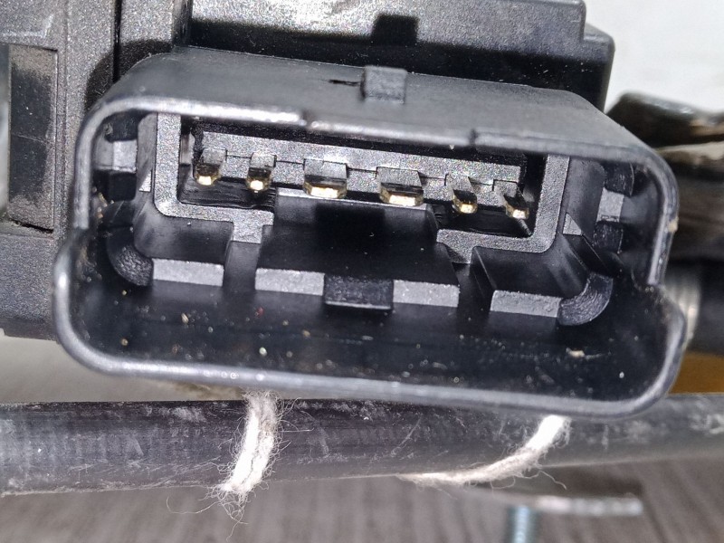 Recambio de elevalunas electrico delantero izquierdo para nissan primera hatchback (p12) 1.6 referencia OEM IAM   