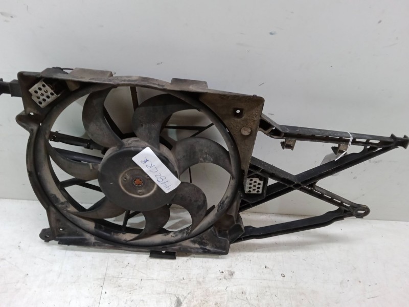 Recambio de electroventilador para opel zafira a monospace (t98) 2.0 dti 16v (f75) referencia OEM IAM   