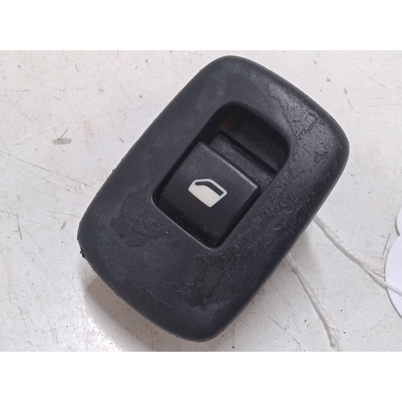 Recambio de mando elevalunas trasero derecho para peugeot 207/207+ (wa_, wc_) 1.6 16v vti referencia OEM IAM   