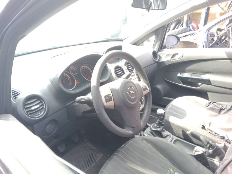 opel corsa d (s07) del año 2008