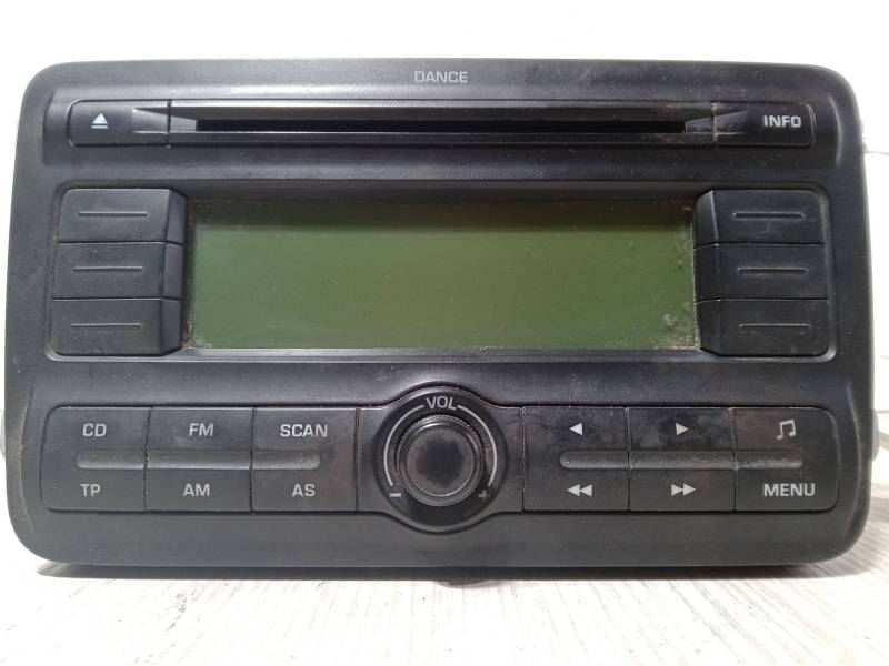 RADIO CD CKR013941 SKZ7Z3F0008071 VP68BF-18C815-AE