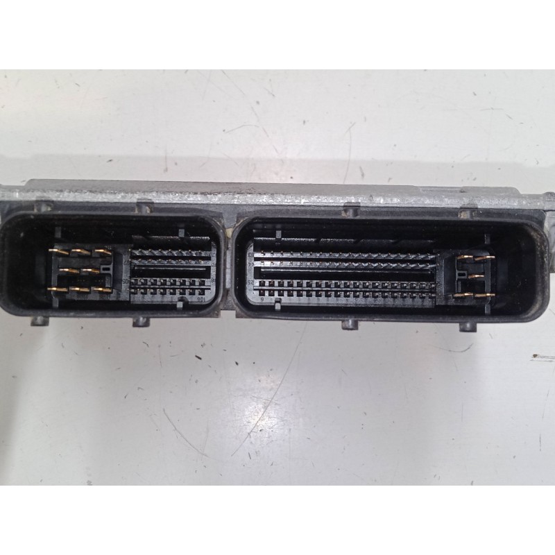 Recambio de centralita motor uce para volkswagen polo (9n_, 9a_) 1.2 referencia OEM IAM 03E906033L  5WP4019405