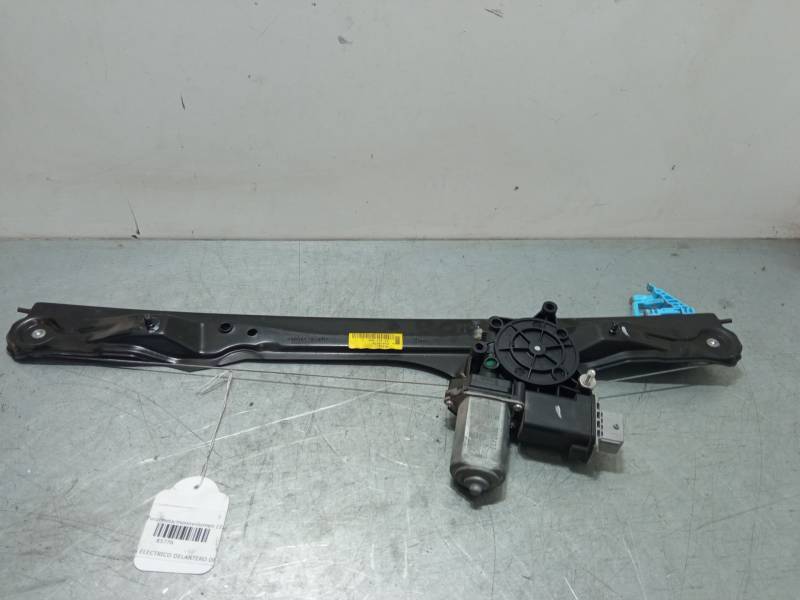 ELEVALUNAS ELECTRICO DELANTERO DERECHO 51810879 