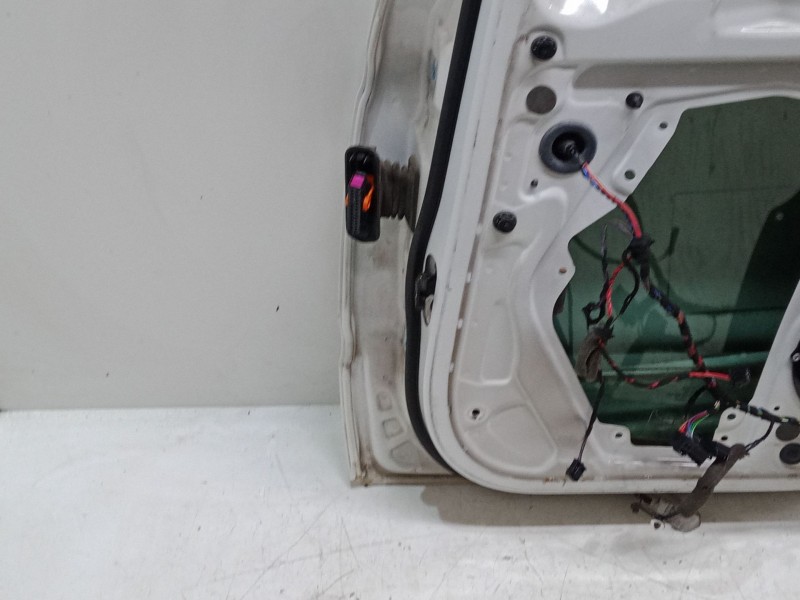 Recambio de puerta trasera derecha para skoda superb ii station wagon (3t5) 2.0 tdi 16v referencia OEM IAM   