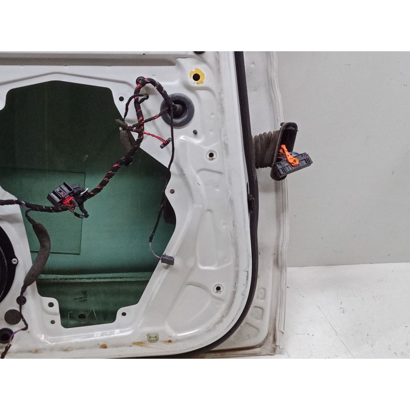 Recambio de puerta trasera izquierda para skoda superb ii station wagon (3t5) 2.0 tdi 16v referencia OEM IAM   