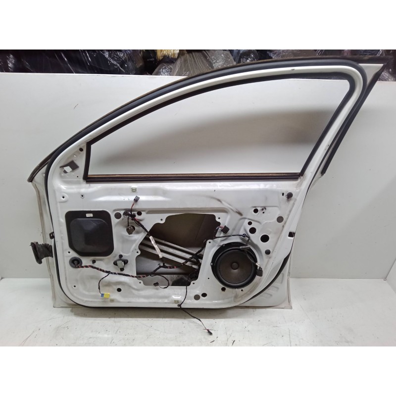 Recambio de puerta delantera derecha para skoda superb ii station wagon (3t5) 2.0 tdi 16v referencia OEM IAM   