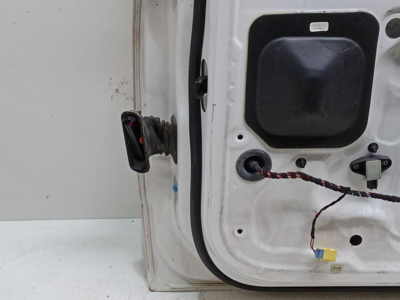 Recambio de puerta delantera derecha para skoda superb ii station wagon (3t5) 2.0 tdi 16v referencia OEM IAM   