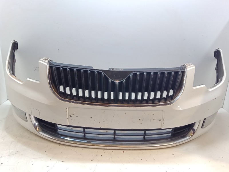 Recambio de paragolpes delantero para skoda superb ii station wagon (3t5) 2.0 tdi 16v referencia OEM IAM   