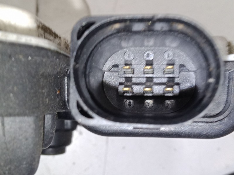 Recambio de cerradura puerta trasera derecha para skoda superb ii station wagon (3t5) 2.0 tdi 16v referencia OEM IAM 5N0839016D 