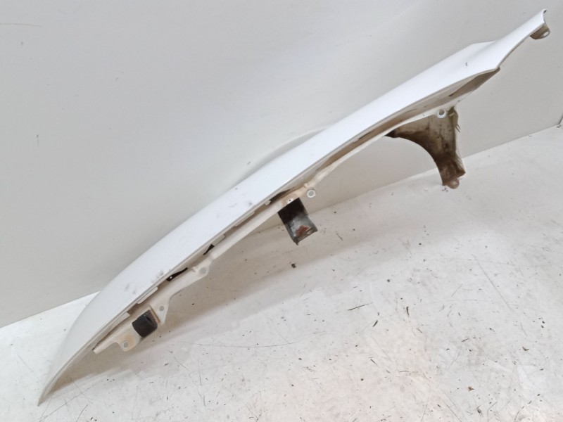 Recambio de aleta delantera derecha para skoda superb ii station wagon (3t5) 2.0 tdi 16v referencia OEM IAM   