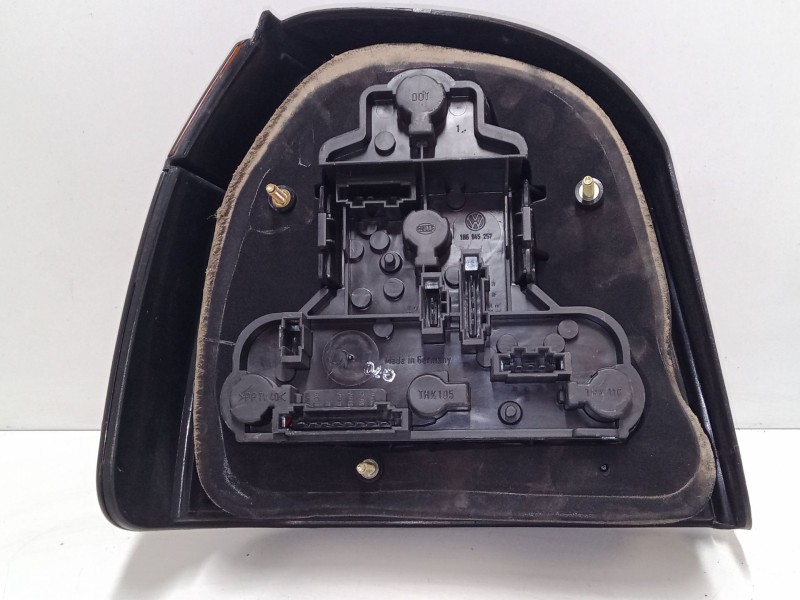 Recambio de piloto trasero derecho para volkswagen golf iii variant (1h5) 1.6 referencia OEM IAM   