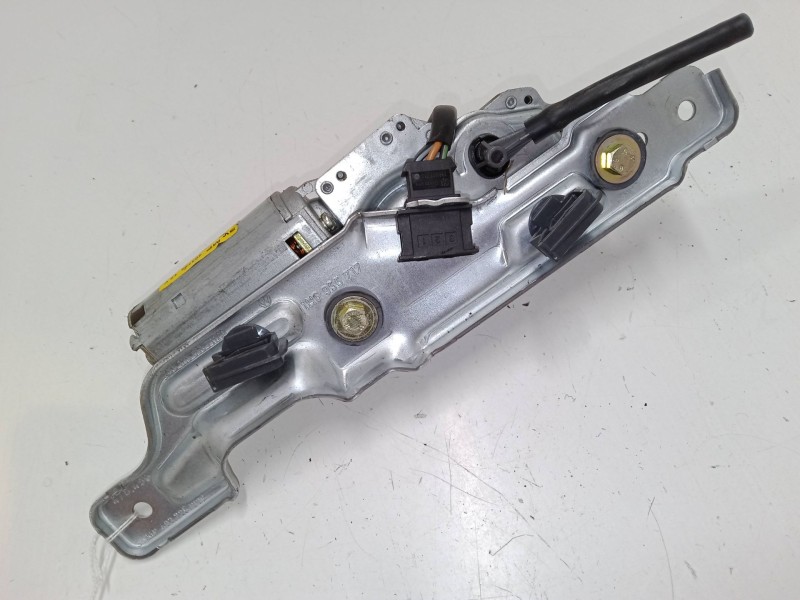 Recambio de motor limpia trasero para volkswagen golf iii variant (1h5) 1.6 referencia OEM IAM 1H6955713A  