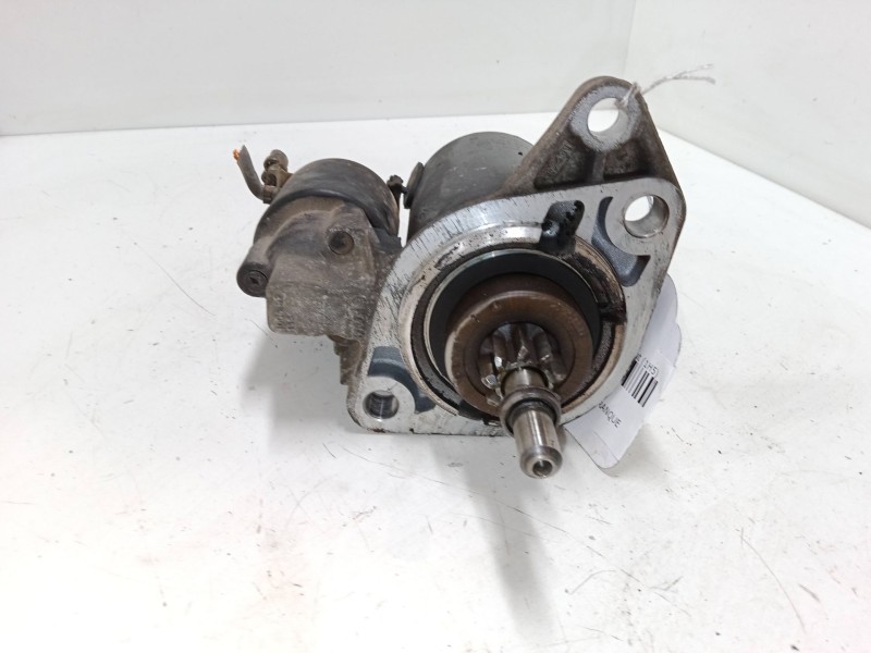 Recambio de motor arranque para volkswagen golf iii variant (1h5) 1.6 referencia OEM IAM 0001112038  020911023M