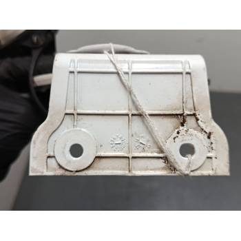 TAPA EXTERIOR COMBUSTIBLE 695102Y000 