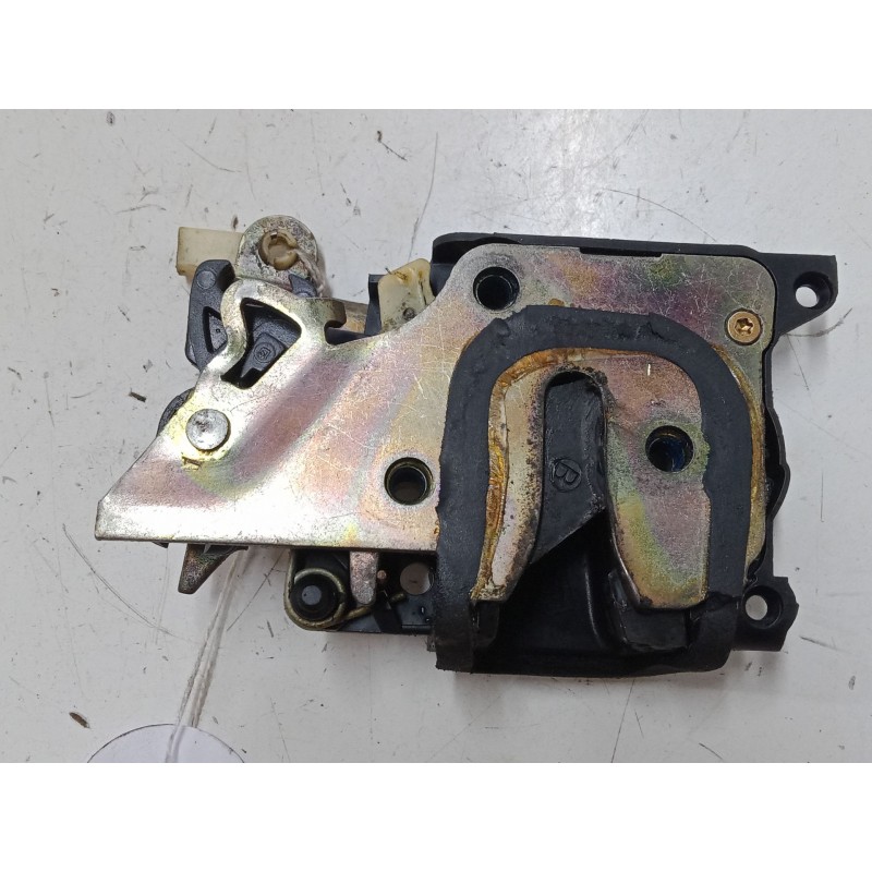 Recambio de cerradura maletero / porton para opel frontera b (u99) 2.2 dti (6b_zc, 6b_vf, 6b_66, 6b_76) referencia OEM IAM   
