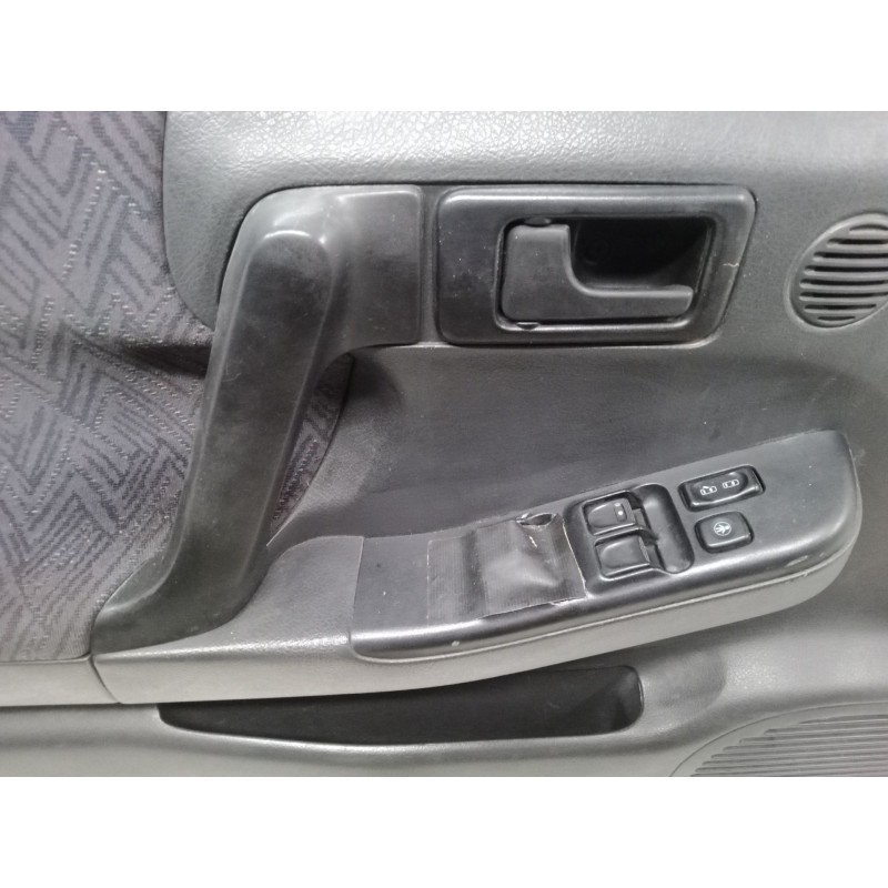 Recambio de puerta delantera izquierda para opel frontera b (u99) 2.2 dti (6b_zc, 6b_vf, 6b_66, 6b_76) referencia OEM IAM    Recambio de puerta delantera izquierda para opel frontera b (u99) 2.2 dti (6b_zc, 6b_vf, 6b_66, 6b_76) referencia OEM IAM