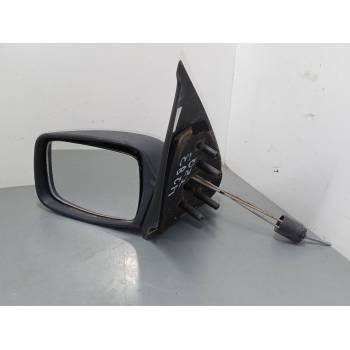 RETROVISOR IZQUIERDO 