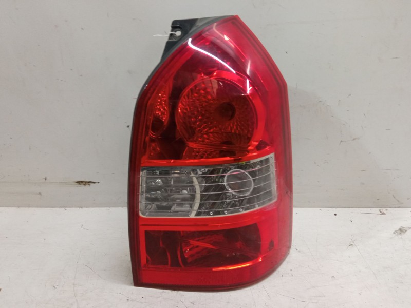 Recambio de piloto trasero derecho para hyundai tucson (jm) 2.0 crdi referencia OEM IAM   