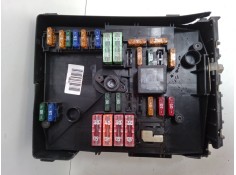 Recambio de caja reles / fusibles para audi a3 sportback (8pa) 2.0 tdi 16v quattro referencia OEM IAM   