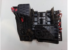 Recambio de caja reles / fusibles para audi a3 sportback (8pa) 2.0 tdi 16v quattro referencia OEM IAM    2