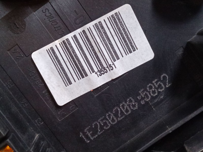 Recambio de caja reles / fusibles para audi a3 sportback (8pa) 2.0 tdi 16v quattro referencia OEM IAM   