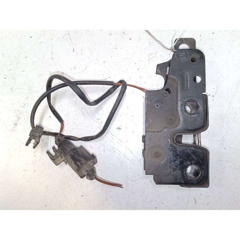 Recambio de cerradura capo para audi a3 sportback (8pa) 2.0 tdi 16v quattro referencia OEM IAM   