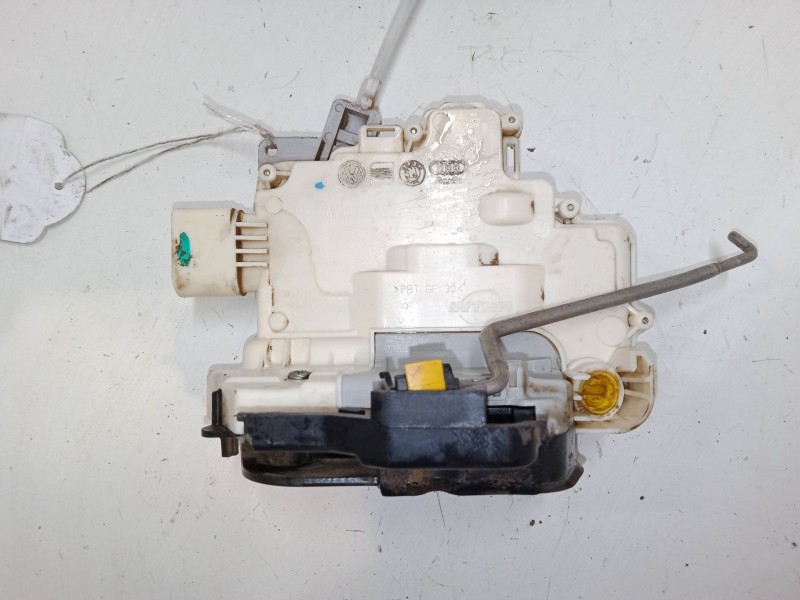 Recambio de cerradura puerta delantera izquierda para audi a3 sportback (8pa) 2.0 tdi 16v quattro referencia OEM IAM   