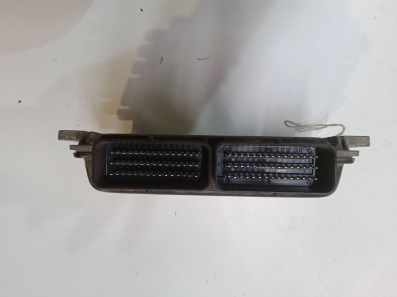 Recambio de centralita motor uce para renault clio ii (bb_, cb_) 1.2 (bb0a, bb0f, bb10, bb1k, bb28, bb2d, bb2h, cb0a,... referen