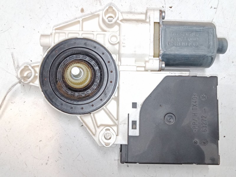 Recambio de motor elevaluna trasero derecho para audi a3 sportback (8pa) 2.0 tdi 16v quattro referencia OEM IAM 8P0959802E  