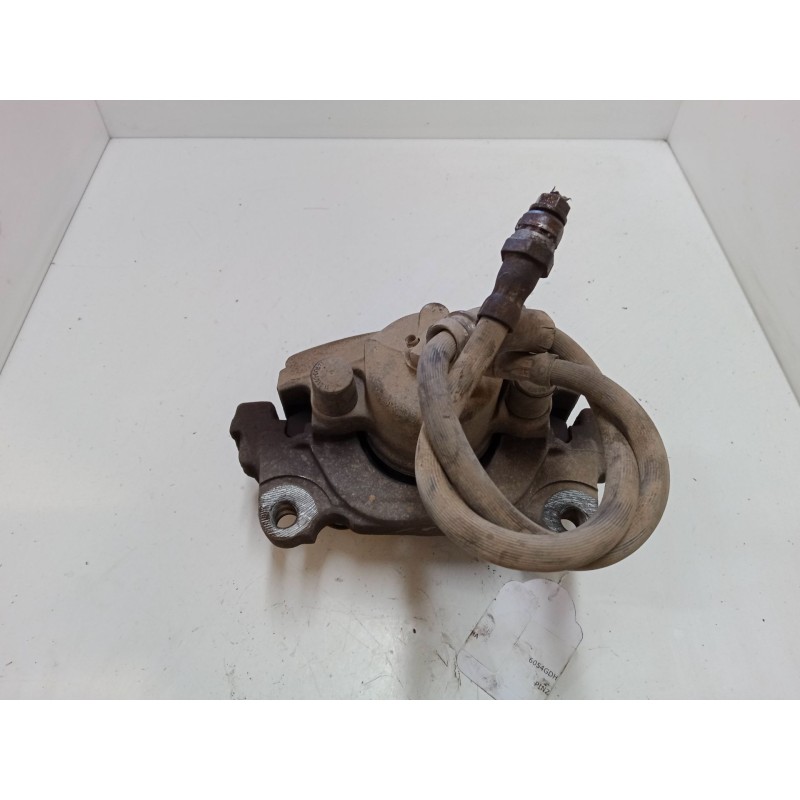 Recambio de pinza freno delantera derecha para audi a3 sportback (8pa) 2.0 tdi 16v quattro referencia OEM IAM   