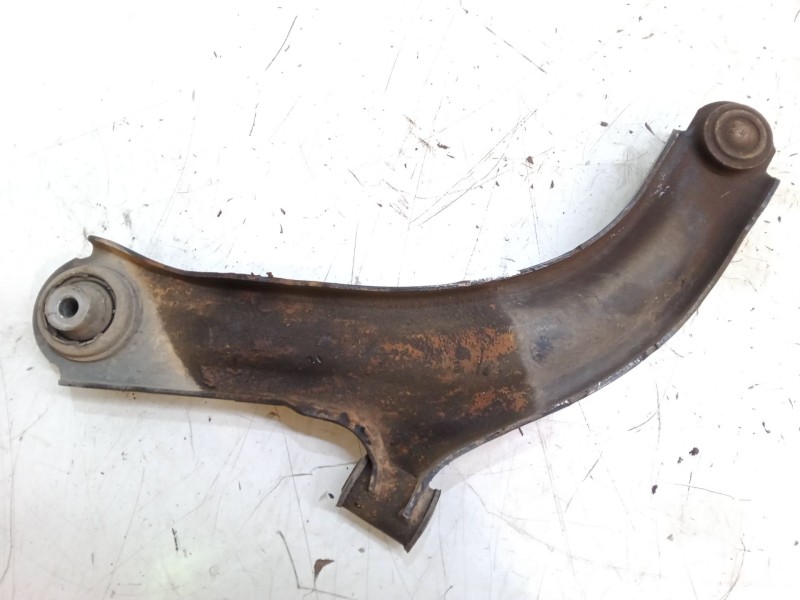 Recambio de brazo suspension inferior delantero derecho para renault clio iii (br0/1, cr0/1) 1.5 dci (br17, cr17) referencia OEM