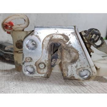 CERRADURA PUERTA DELANTERA IZQUIERDA 