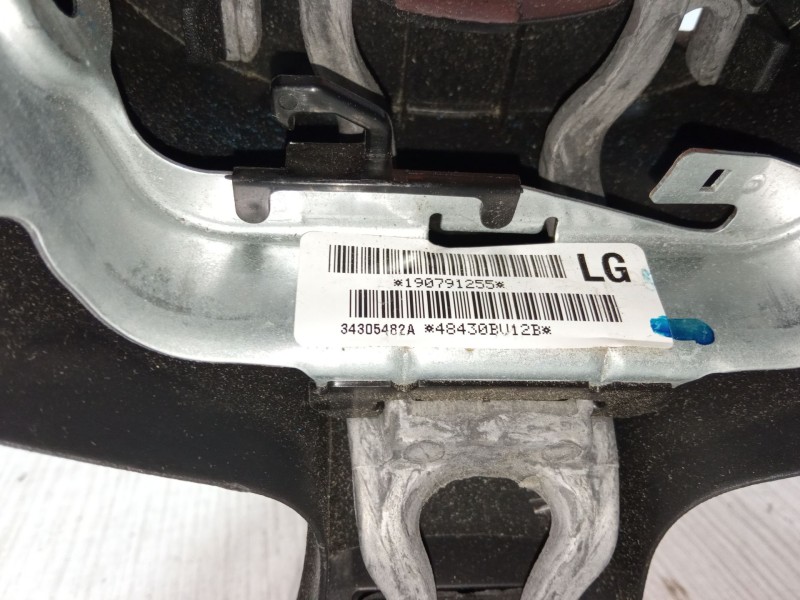 Recambio de volante para nissan juke (f15) 1.6 referencia OEM IAM TRW34126715A18/46 190791255 48430BV12B