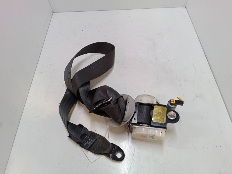 Recambio de cinturon con pretensor delantero derecho para hyundai ix35 (lm, el, elh) 1.7 crdi referencia OEM IAM 888202Y2109P  