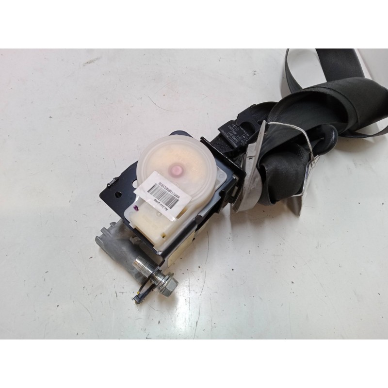 Recambio de cinturon con pretensor delantero derecho para hyundai ix35 (lm, el, elh) 1.7 crdi referencia OEM IAM 888202Y2109P  