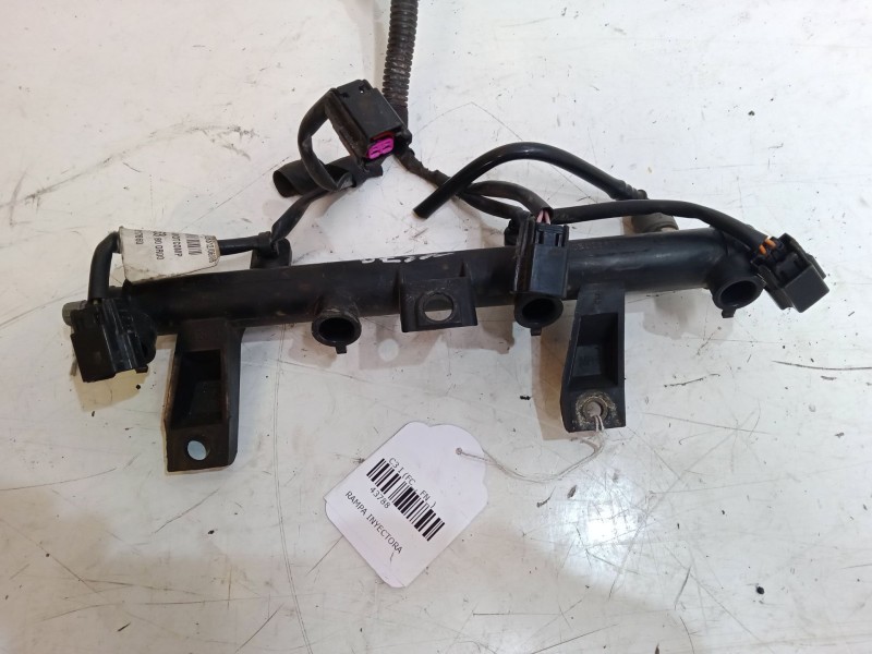 Recambio de rampa inyectora para citroën c3 i (fc_, fn_) 1.4 i referencia OEM IAM 9661675380  