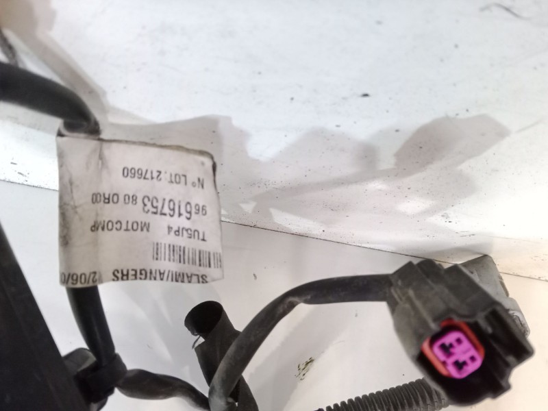 Recambio de rampa inyectora para citroën c3 i (fc_, fn_) 1.4 i referencia OEM IAM 9661675380  