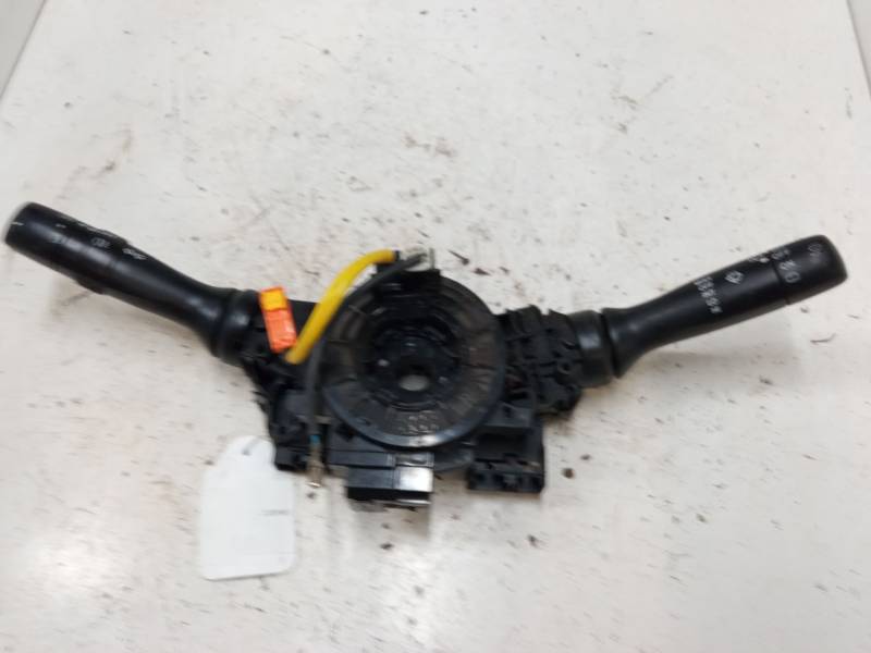 MANDO LUCES XA1N670464 
