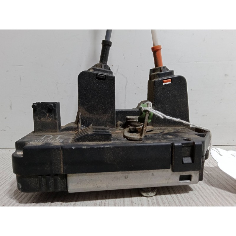 Recambio de cerradura puerta trasera derecha para opel zafira a monospace (t98) 2.0 dti 16v (f75) referencia OEM IAM   