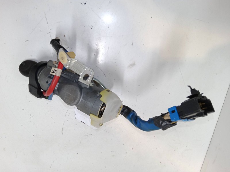 Recambio de clausor para hyundai i30 (fd) 1.6 crdi referencia OEM IAM   