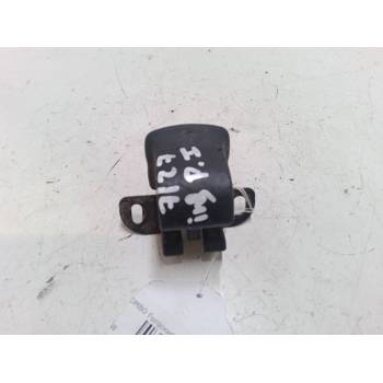 CERRADURA PORTÓN INFERIOR IZQUIERDA 