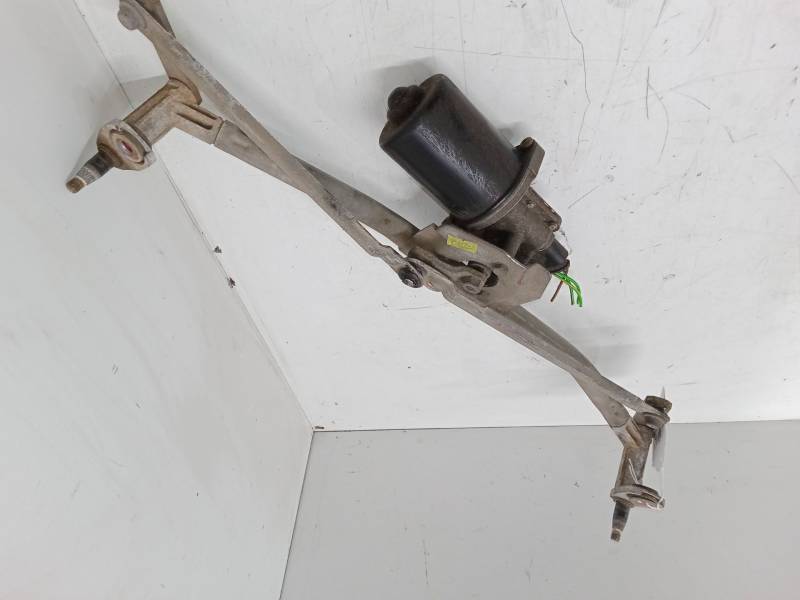 MOTOR LIMPIA DELANTERO 