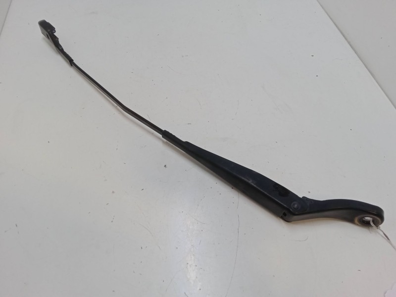 Recambio de brazo limpia delantero izquierdo para peugeot 208 i (ca_, cc_) 1.4 hdi referencia OEM IAM   