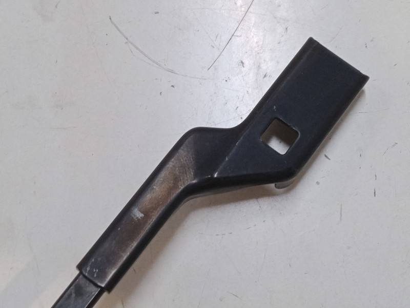 Recambio de brazo limpia delantero izquierdo para peugeot 208 i (ca_, cc_) 1.4 hdi referencia OEM IAM   