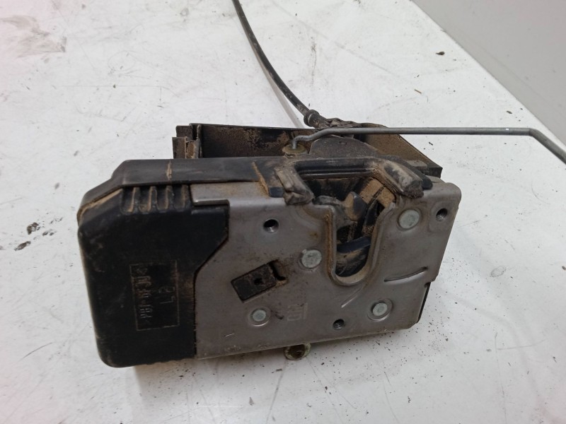 Recambio de cerradura puerta delantera izquierda para renault trafic ii autobús (jl) 1.9 dci 100 (jl0c) referencia OEM IAM   