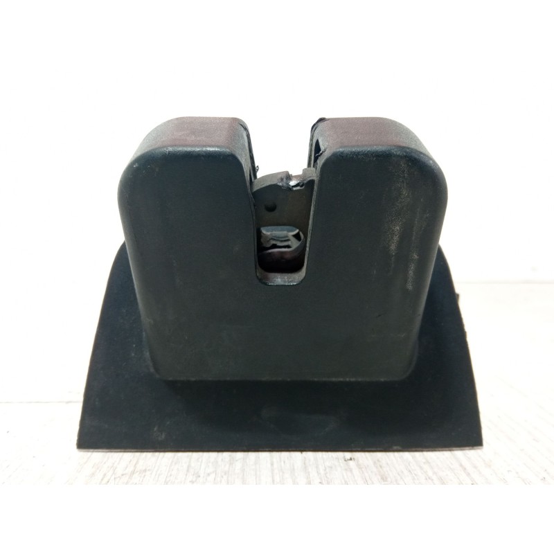 Recambio de cerradura maletero / porton para audi a3 sportback (8pa) 1.9 tdi referencia OEM IAM 8P4827520  
