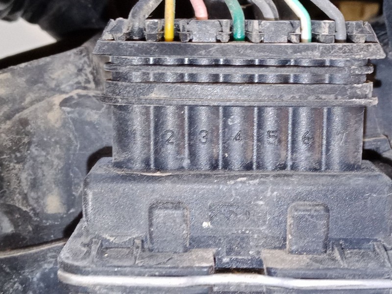 Recambio de faro izquierdo para fiat punto (188_) 1.2 16v 80 (188.233, .235, .253, .255, .333, .353, .639,... referencia OEM IAM